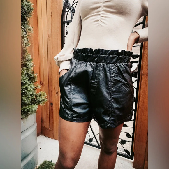 Cozy Co. by cozy casual date night downtown shorts SZ XL - Picture 2 of 7